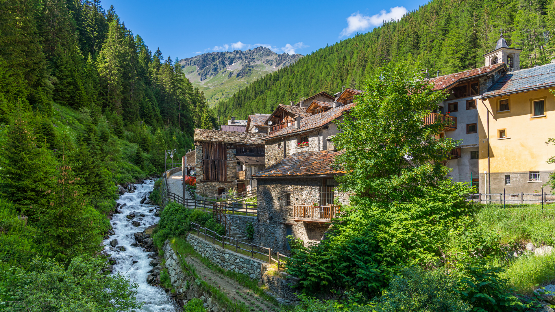 Rivers and Waterfalls wallpaper